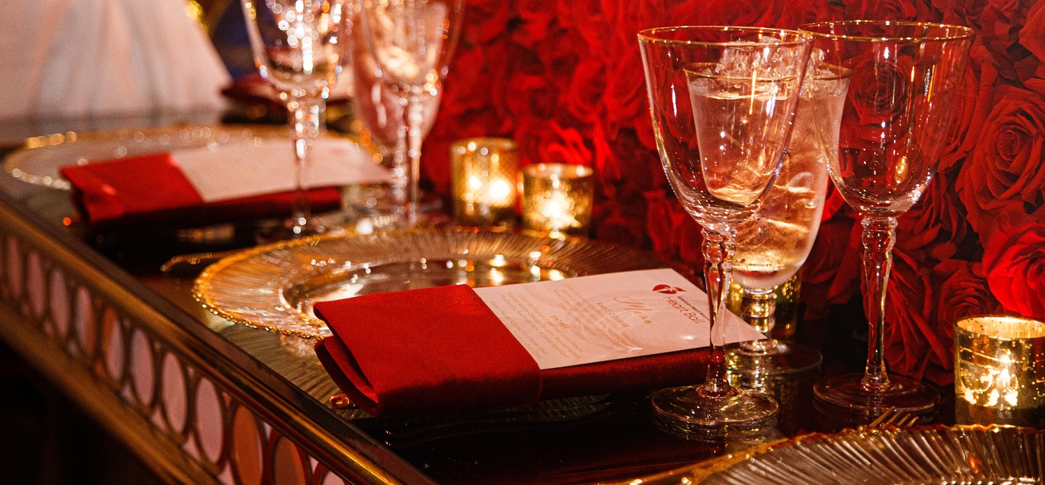 Table place setting photo